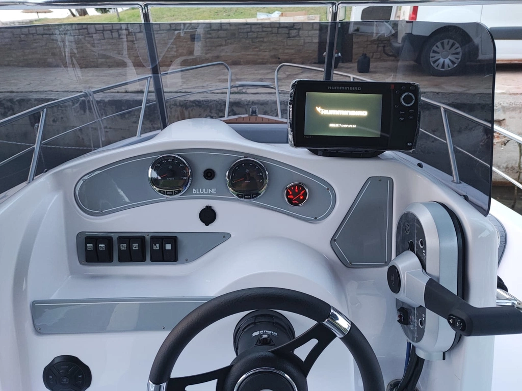 Blueline 21 150HP - picture 2